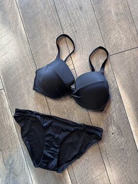 Victoria’s Secret Push Up Black Bikini